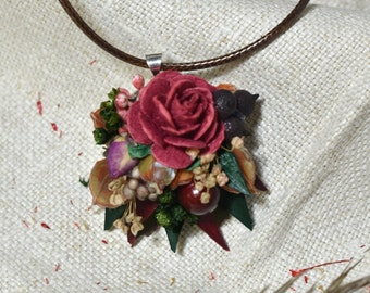 pendant with the secret rose