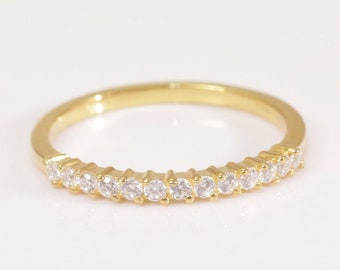 13 Steine Zinkenfassung Diamant Ehering, 14K Solid Diamant Goldring, Minimalistischer Stapelring