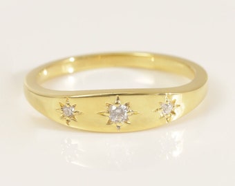 Star Setting Diamond Stacking Ring, 14K Solid Gold Delicate Minimal Diamond Ring, Diamond Starburst Ring