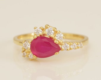 0.75 CT Ruby Cluster Engagement Ring, Diamond Cluster Anniversary Ring, July Birthstone Ring, Bridal Promise Ring