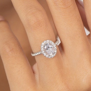 1,25 CT Diamant Halo Verlobungsring, Ovaler Verlobungsring, ausgefallener Ring, Jubiläumsring Geschenk für sie, Braut Halo Ring