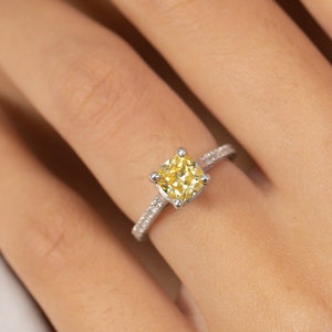 6.0mm Cushion Cut Yellow Sapphire Engagement Ring, September Birthstone Gift, Anniversary Ring Gift for Women, Solitaire Ring