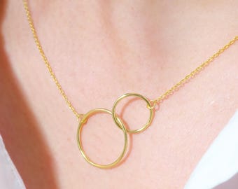 Ineinander greifende Karma Kreis-Halskette, Sterling Silber Doppel-Kreis-Halskette, Minimalistische Kettenhalskette Geschenk für Frauen