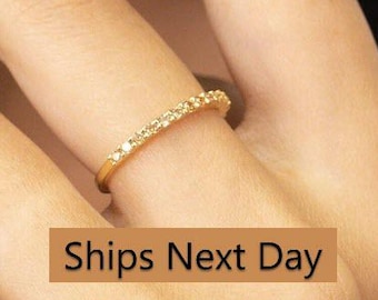 Shared Prong Citrine Wedding Band, November Birthstone Ring, Classic Wedding Ring, Women Wedding Band