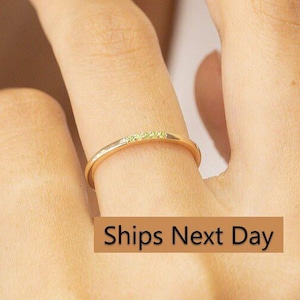 Five Stones Dainty Peridot Band, August Birthstone Gift, Sterling Silver Dainty Wedding Ring, Minimalist Band
