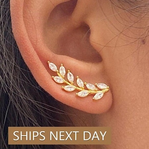 Marquise Unique Earring Climber / Ear Crawlers Earrings / Ear Climber Earring / Bridesmaid Gift / Minimalist Earrings