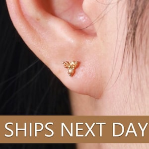 Citrine Earrings / Trio Stud Earrings / November Birthstone / Three Stone Earrings / Minimalist Citrine Earrings