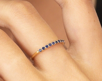 Shared Prong Blue Sapphire Wedding Band, September Birthstone Ring, Classic Wedding Ring, Women Wedding Band, Valentines Day Gift