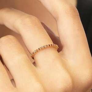 Shared Prong Garnet Wedding Band, January Birthstone Ring, Classic Wedding Ring, Women Wedding Band, Anniversary Ring