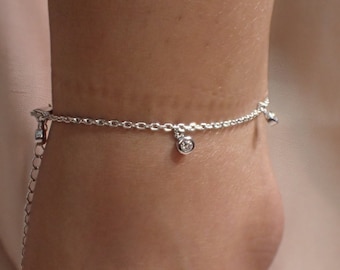 Diamond Anklet / Bridesmaid Gift Anklet Bracelet / Minimalist Dainty Anklet / Sterling Silver Diamond Anklet