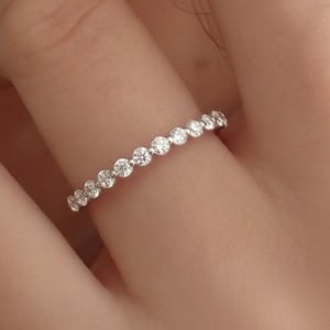 2.0 MM Single Prong Diamond Wedding Band / Floating Bubble Prong Stackable Band / Diamond Wedding Ring / Gift for Her / Anniversary Gift
