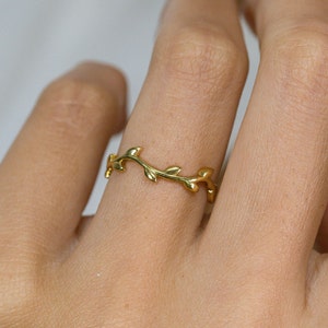 Minimalist Leaf Ring, Sterling Silver Vine Ring, Wraparound Ring, Nature Ring, Promise Ring, Valentine&#39;s Day Gift