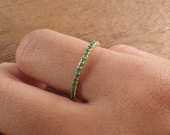 Natural Emerald Eternity Band, Emerald Wedding Ring, May Birthstone Ring, Emerald Stackable Band