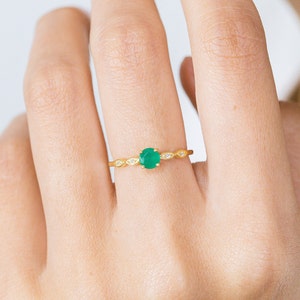 Emerald Engagement Ring, Art Deco Emerald and Diamond Ring, May Birthstone, 18K Gold Bridal Wedding Ring, Promise Ring