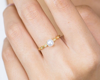 Pearl and Diamond Engagement Ring, June Birthstone, Pearl Ring, 18k Gold Unique Promise Ring, Marquise Ring