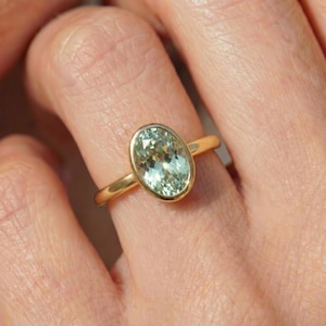 Oval Green Amethyst Gold Bezel Ring | Prasiolite Solitaire Engagement Ring | Everyday Stacking Gemstone Ring | Minimalist Jewelry