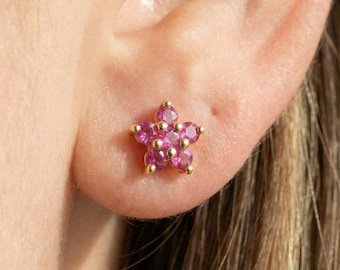 Pendientes de flor de zafiro rosa, regalo de piedra natal de septiembre para ella, pendientes de racimo de zafiro
