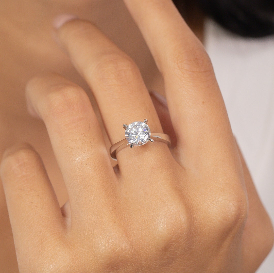 8 Carat Emerald Cut Diamond Solitaire Engagement Ring Platinum QR/VS1