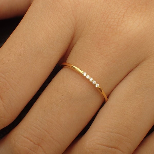 Dainty 5 Diamonds Ring in 14k Solid Gold, Lovely Gift for Her, Delicate Stackable Ring, Thin Diamond Ring