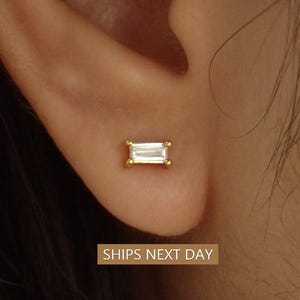 Baguette Stud Earrings / Minimal Dainty Earrings / Bridesmaid Gift / Rectangular Post Earrings / Cartilage Earrings / In Stock