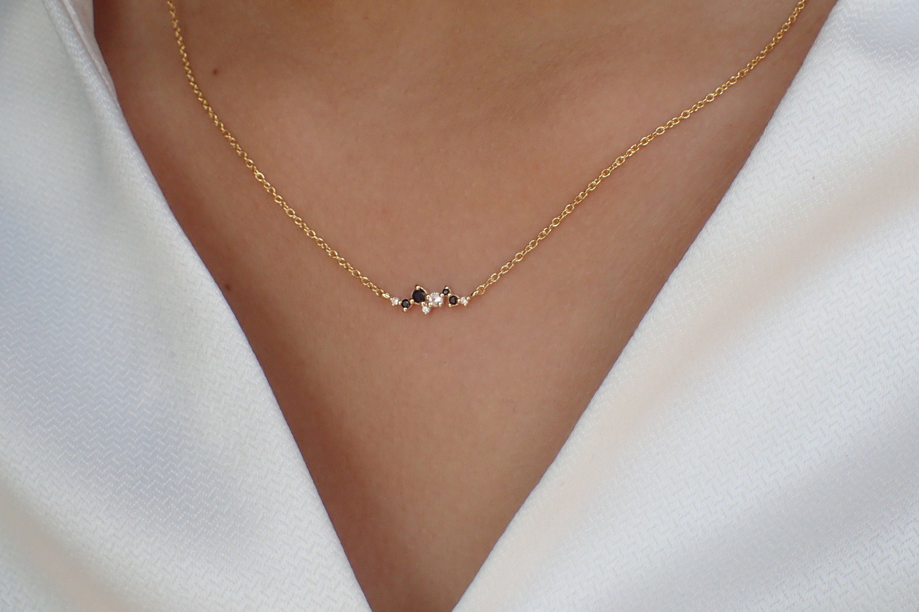 RG BLK CLUSTER NECKLACE