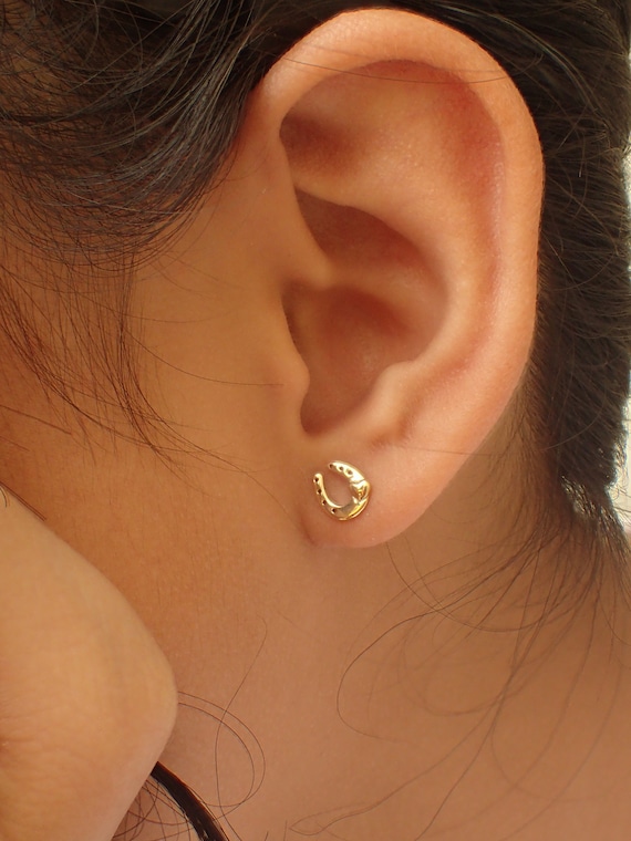 【HYERES LOR】22SS★ Essence 14K Raphine H stud earring Horseshoe Stud Earrings, 14k Solid Gold Dainty Lucky Charm