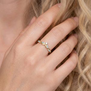Aquamarine Wedding Band Curved V Shape Ring Light Blue Gemstone Stacking Ring Sterling Silver Vine Twist Chevron March Birthstone Jewelry image 3