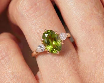 Oval Peridot & Diamond Ring, 14K Gold Three Stone Engagement Ring, August Birthstone Gift, Dainty Anniversary Ring Gift for Her