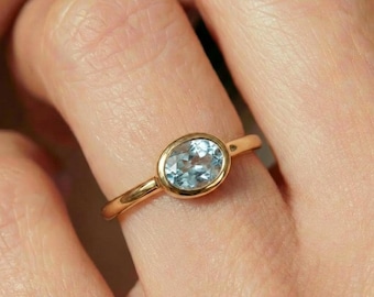 Delicate Aquamarine Gold Ring, Oval Bezel Set Aquamarine Engagement Ring, March Birthstone Dainty Stacking Ring, Minimalist Everyday Jewelry