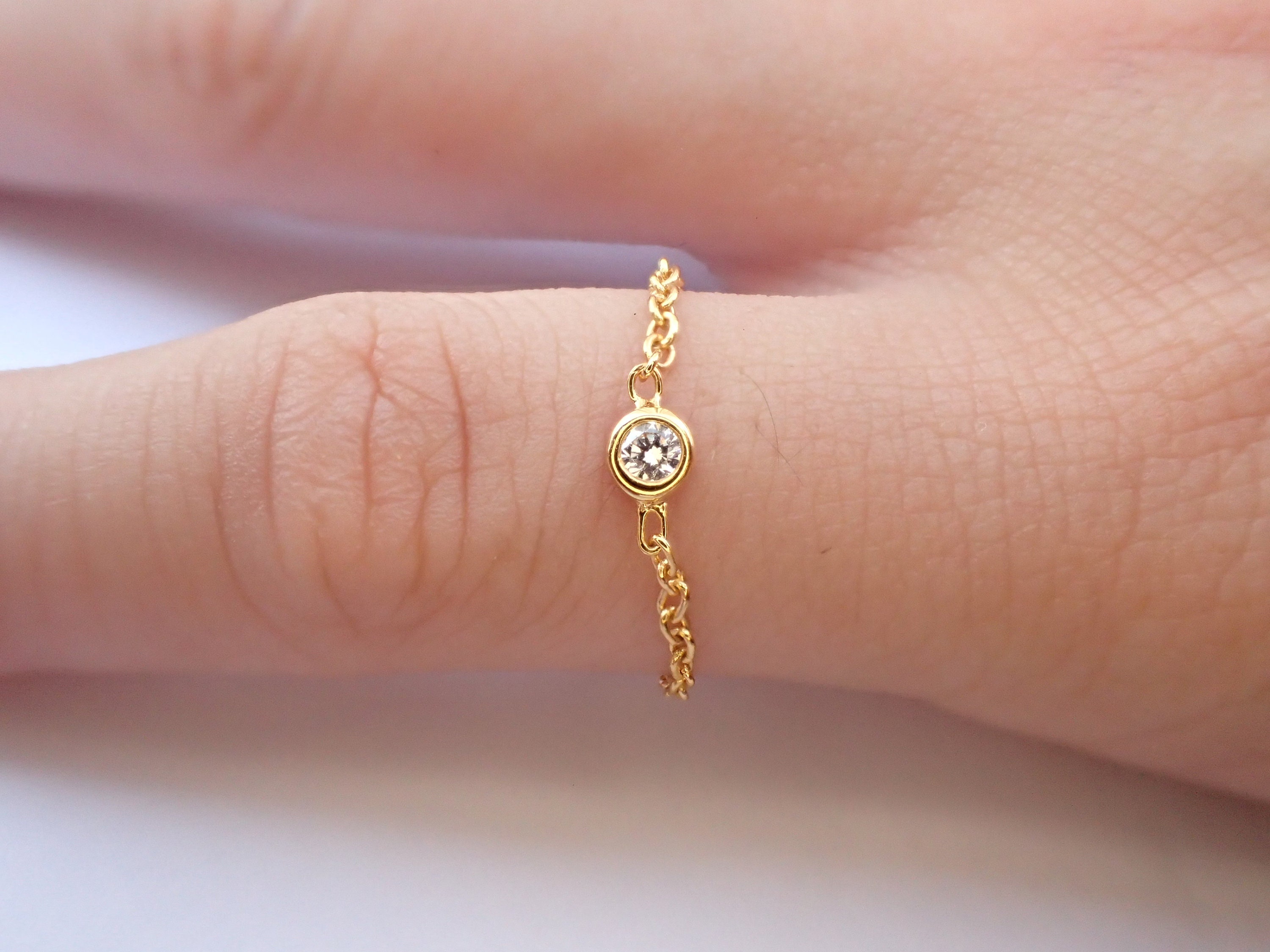 上品なダイヤモンド チェーン リング - 14K ゴールド