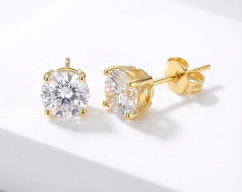 Real VVS1 Moissanite Stud Earrings in 925 Sterling Silver 18K Gold Plated Push Back Earrings 0.2-4 CTW, 3-8mm for Women & Men Gift for Her