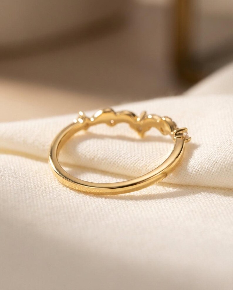 Vintage Moissanite Wedding Ring, Unique Curved Band, Vintage Anniversary Ring Gift for Women image 5