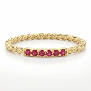 Alliance corde torsadée rubis, bague barre empilable, cadeau d'anniversaire de pierre de naissance de juillet, anneau de câble de style vintage, bague de promesse en or personnalisée