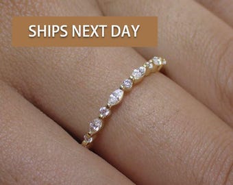 Art Deco Vintage Wedding Band / Round and Marquise Band / Half Eternity Stackable Band / Marquise Wedding Band