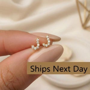 Custom Initials Earrings / Personalized Stud Earrings / Sterling Silver Letter Earrings / Bridesmaids Gifts / Valentine's Day Gift