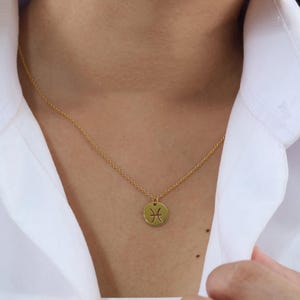 Pisces Zodiac Sign Disc Necklace, Pisces Zodiac Symbol Necklace, Pisces Symbol Necklace, Horoscope Necklace, Astrology Jewelry