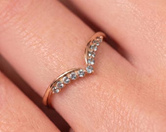 Delicate Aquamarine V-Ring 14K Gold Curved Wedding Band | Stackable Chevron Gemstone Ring | Minimalist Anniversary Promise Ring for Her