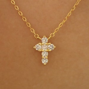 Diamond Cross Necklace / Tiny Cross Pendant for Women / Cubic Zirconia Cross Pendant Necklace / Religious Necklace Gift