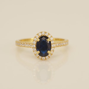 Diamant Halo blauer Saphir Verlobungsring, Vintage Style blauer Saphir Ring, September Birthstone Ring, Braut Versprechen Ring für Frauen