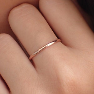 1.8mm Simple Thin Plain Wedding Band, 14k Solid Gold Smooth Plain Band, Thin Dainty Band, Stackable Gold Band image 2