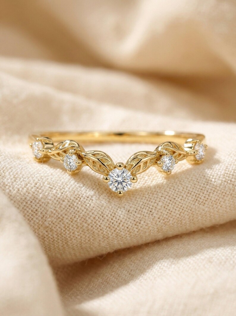 Vintage Moissanite Wedding Ring, Unique Curved Band, Vintage Anniversary Ring Gift for Women image 3