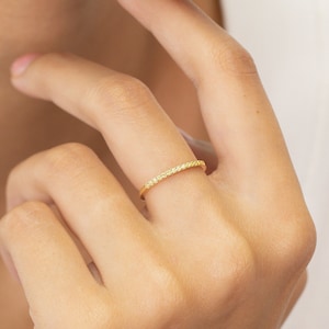 Vigselring med mikropaverad gul safir, elegant stapelbar ring i sterlingsilver, födelsestenar i september, stapelbar ring