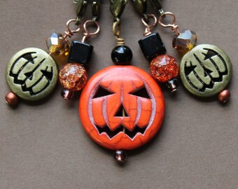 Halloween Stitch Marker - Handmade Crochet and Knit Stitch Marker - Spooky Halloween Charms for Bracelets and Necklaces