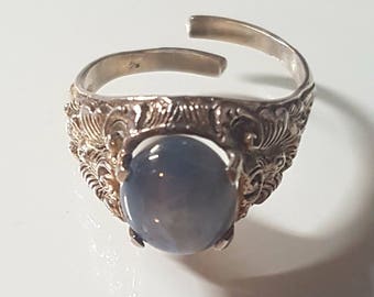 BLUE SAPPHIRE RING