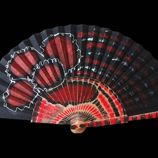 SPANISH FAN FLAMENCO black and red Hand Painted Ecological Product, includes organza gift cover. can be customized