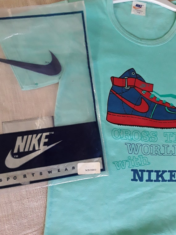 nike vintage junior