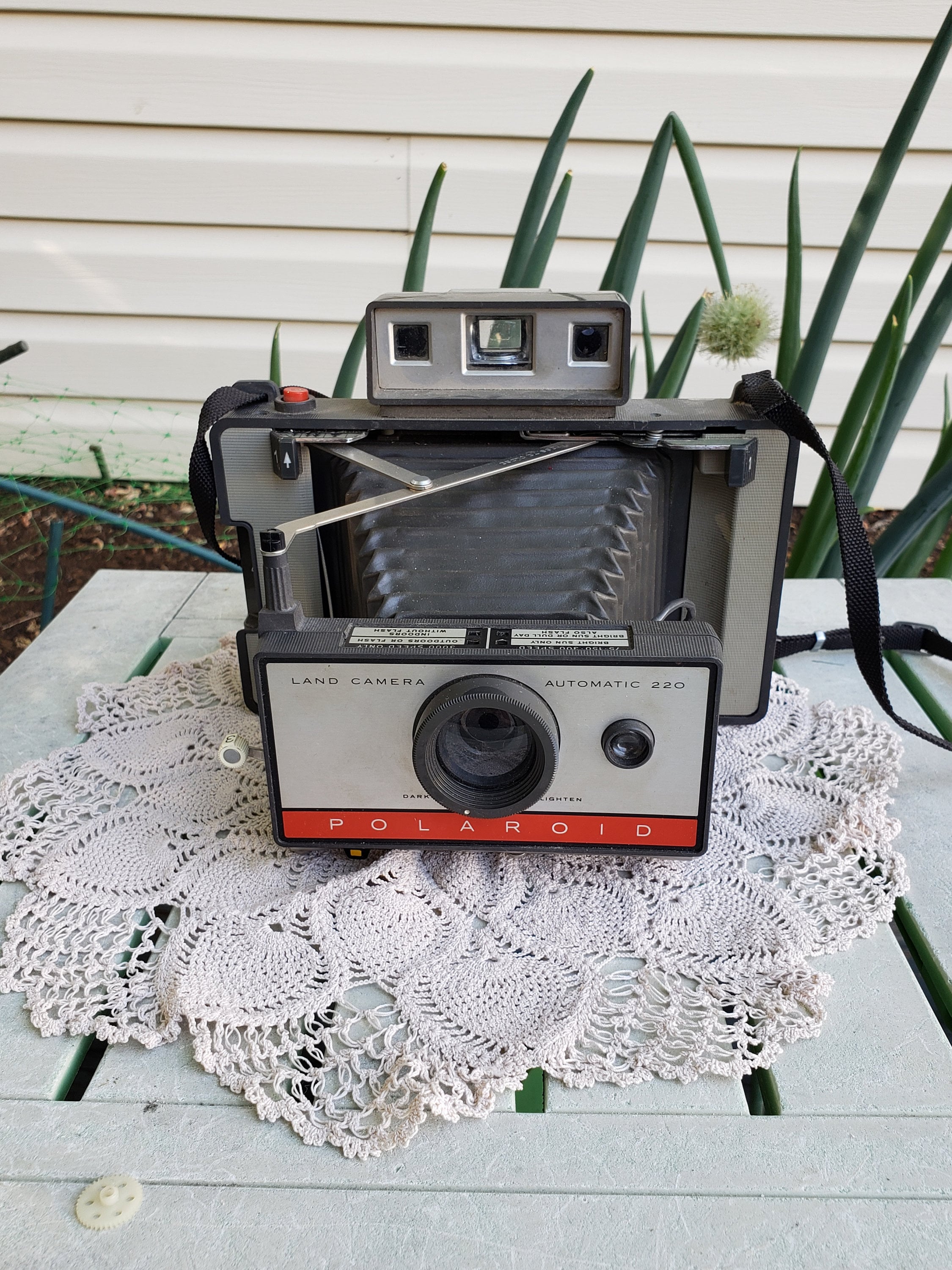 Vintage Polaroid 220 Land Camera Vintage Cameras 1960's Etsy