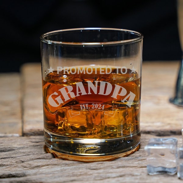 Grandparents Gift, Grandpa Whiskey Gift, Custom Whiskey Glass, Engraved Whiskey Glasses, Grandpa To Be, Round Whiskey Glass Gift