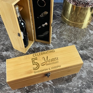 5 Year Anniversary Wine Box, Wine Box Gift for Couple, Anniversary Gift for Couples 5 Years, Romantic Anniversary Gift