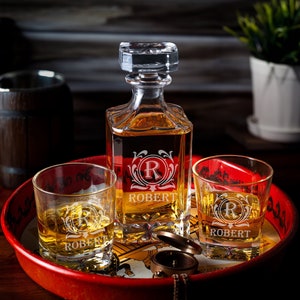 Personalized Whiskey Decanter, Whiskey Decanter, Engraved Decanter Set, Gifts for Best Man, Boyfriend Gift, Whiskey Set